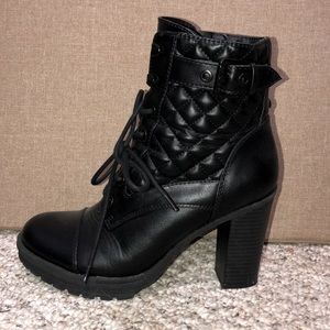 GUESS - COMBAT BOOTS (HEELED)